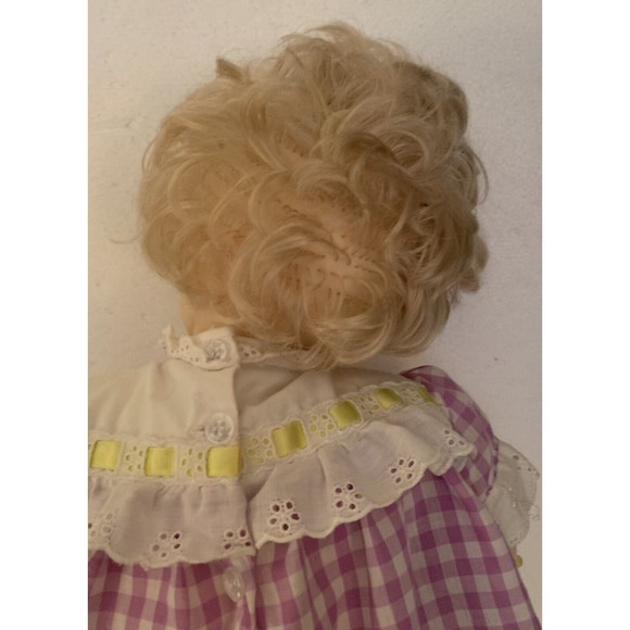 Vintage 1977 Suzanne Gibson Doll 22"  Outfit Socks Shoes  Taiwan READ CONDITION - Picture 8 of 12